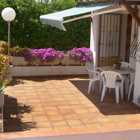 Holiday home Holiday Home Mimosa I By Interhome *